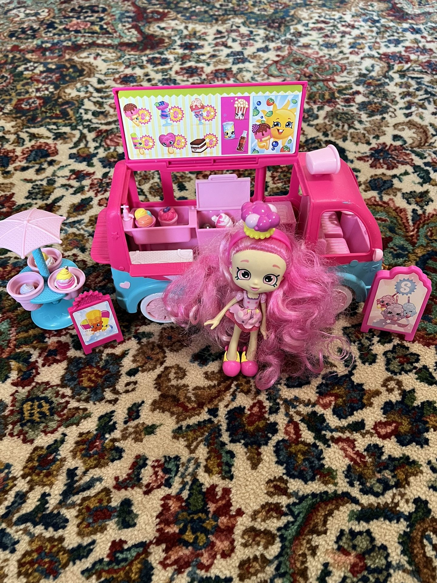 Shopkins Ice Cream Truck