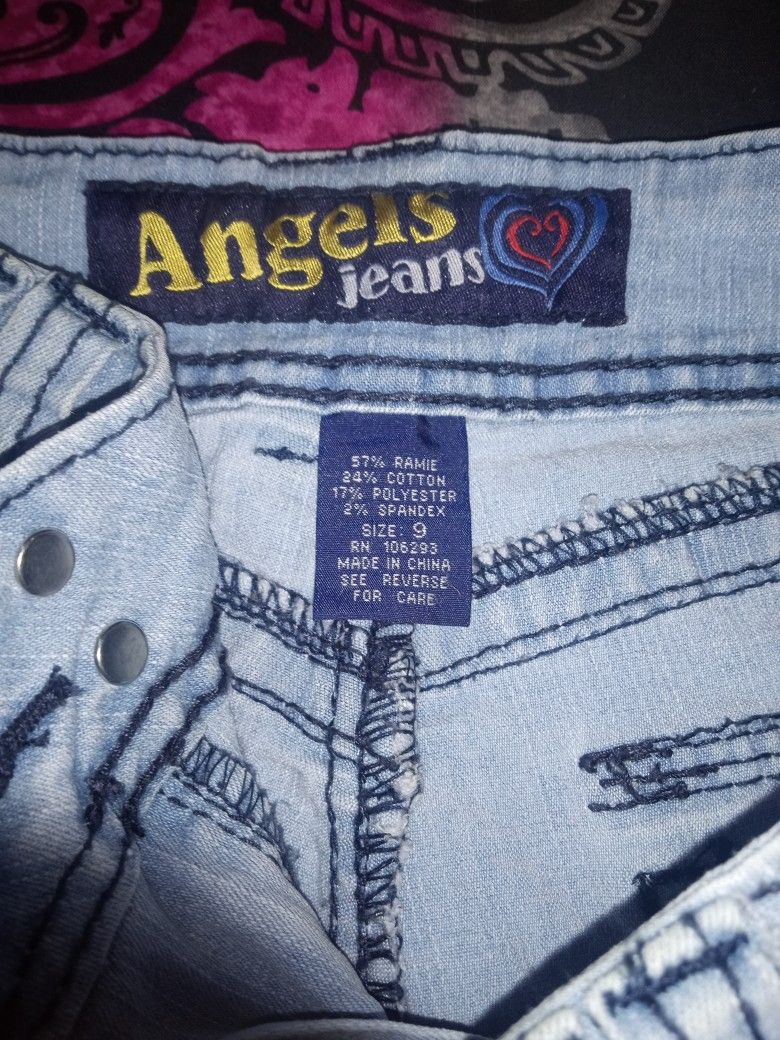 Angels Capri Jeans Size 9