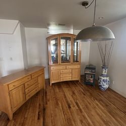 FREE FURNITURE 