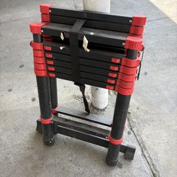ladder 8’ a frame collapsible $100