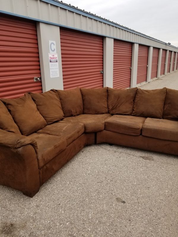 Beautiful Brown Microsuede Sectional For In Tucson Az Offerup Beautiful Brown Microsuede Sectional