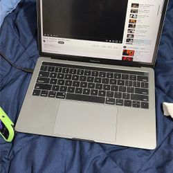 MacBook Pro A1708