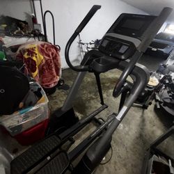 Norditrak Elliptical Freestyle Trainer Fs7i