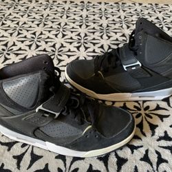 In Like New Condition Jordan’s Size 8