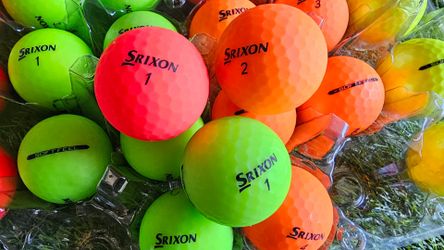 24 Srixon Golf Balls – Soft Feel & Z-Star (Mint/Near-Mint) ⛳✨