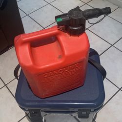 2.5 Gallon $10