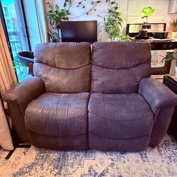 La-Z-Boy James Reclining Loveseat - Brown - Reclines - Good Condition
