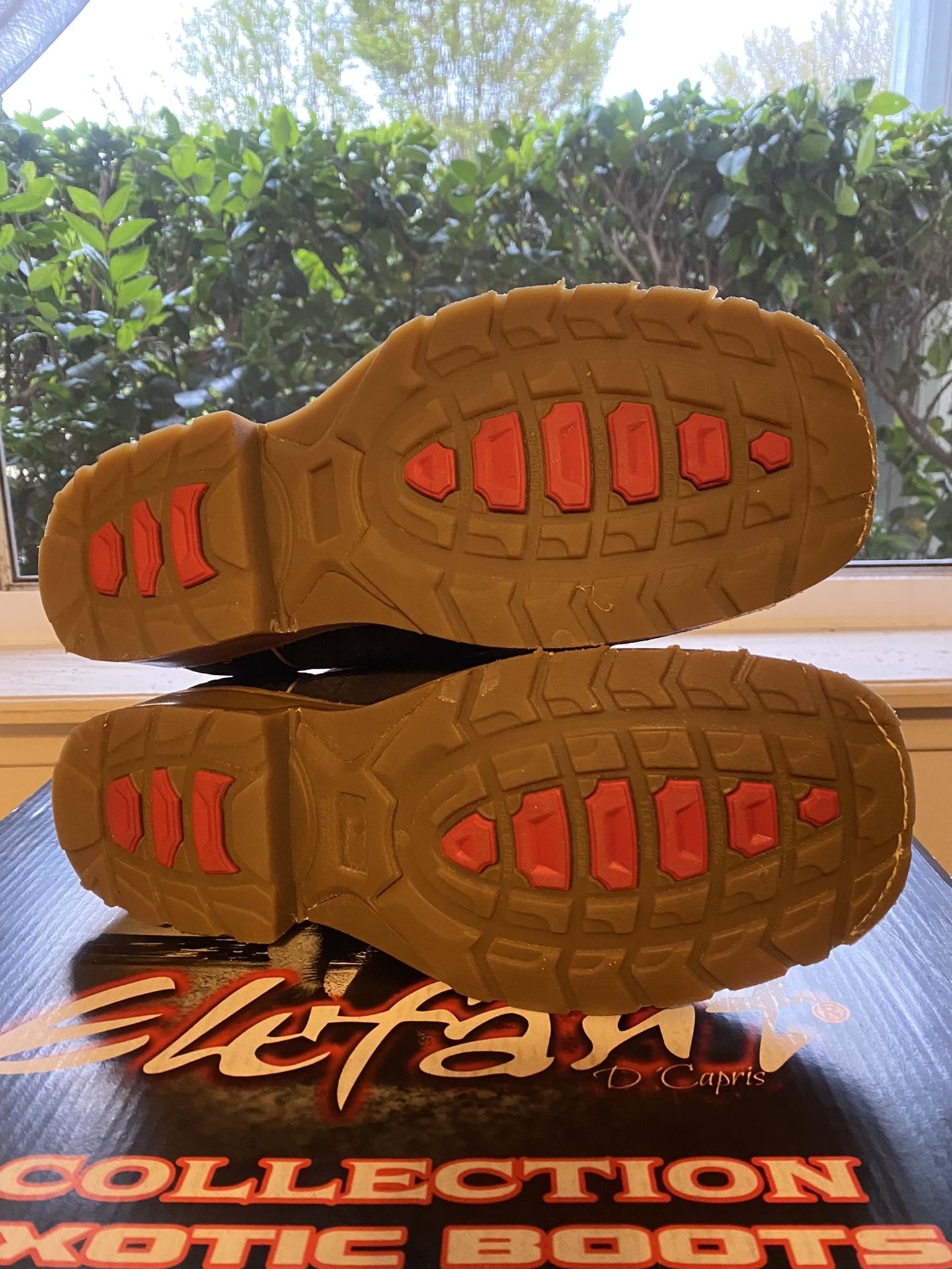 Bull Shoulder Cowboy Boot Size 10