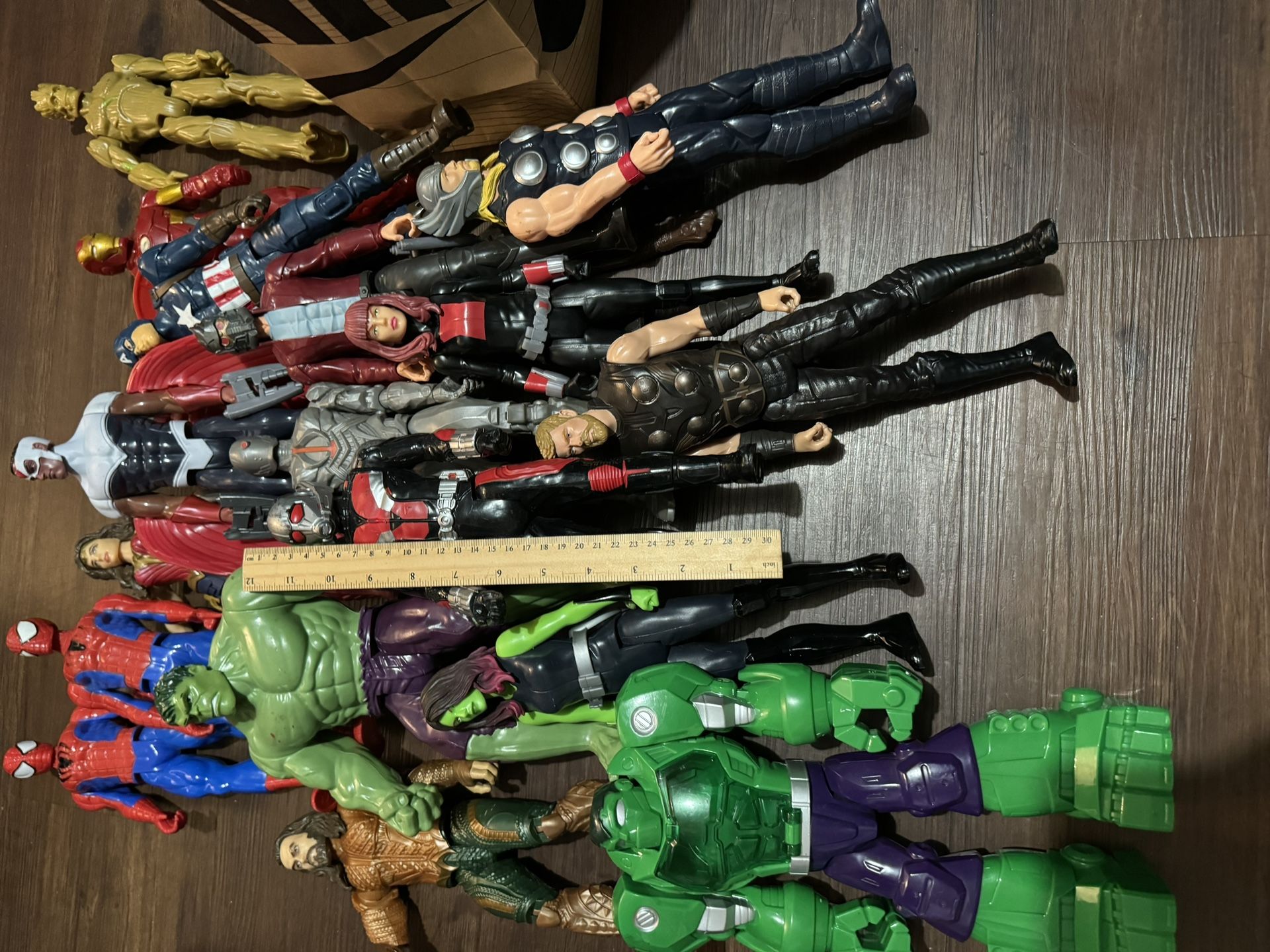 12 Inches Marvel And Avengers Heroes In City Of Northridge