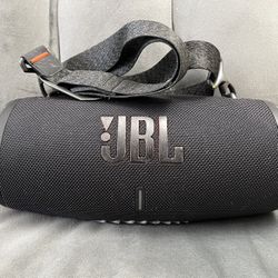 JBL XTREME 3 Hi Fi Wireless Portable Bluetooth Speaker
