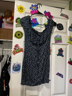 Navy blue off-shoulder flower dress