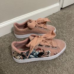 Puma Basket Heart Hyper Embroidery Women Size 8