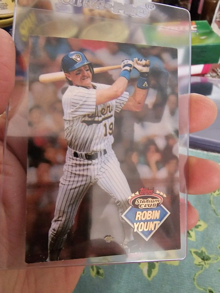 Robin Yount Milwaukee Brewers '93 Topps Stadium Club 3000 Hits Insert Baseball Card
