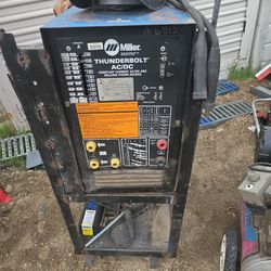 MILLER Thunderbolt Welder 