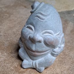 Isabel Bloom Humpty Dumpty