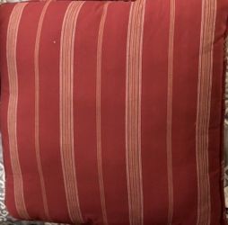 NEW 2 Red & Beige Accent Pillow Linen N Things Urban Style
