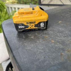 Dewalt Battery