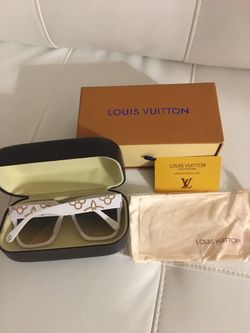 Sunglasses women