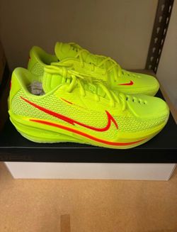 Nike GT cut 1 Sz10,9.5
