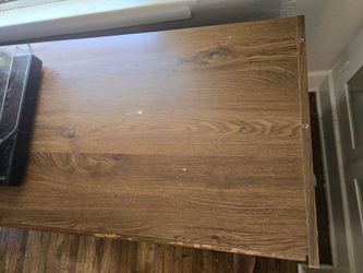 Solid table