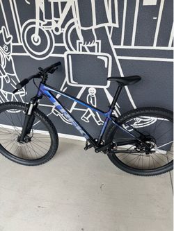 Trek Marlin 5mountain bike