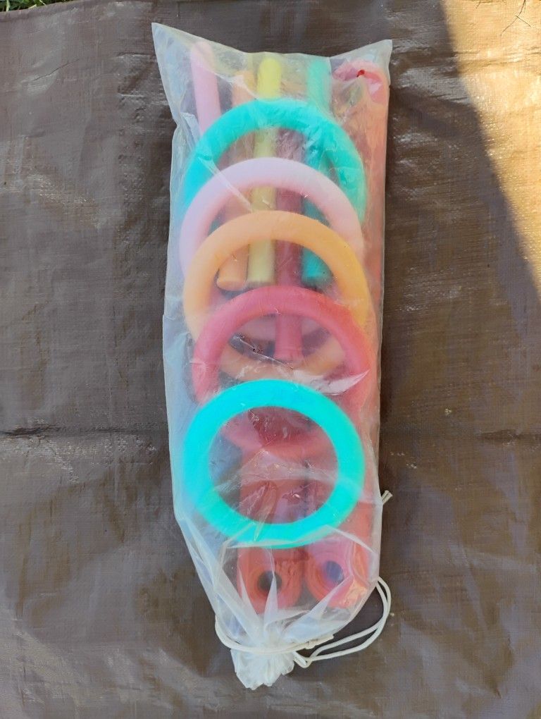 Ring toss game