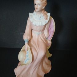 Homco Porcelain Victorian Lady Figurine "Courtney's Dream" (#1439) 8.5" tall