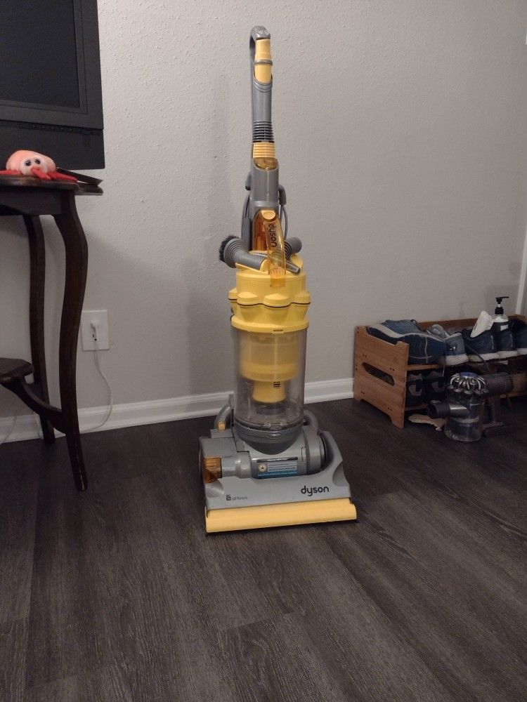 Dyson DC14 Upright Vacuum