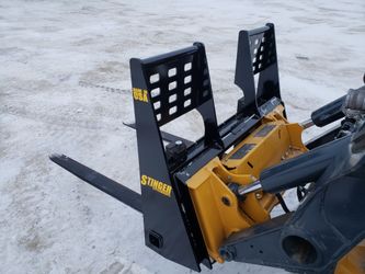 Stinger Attachments Heavy Duty Pallet Forks (5500#-48")