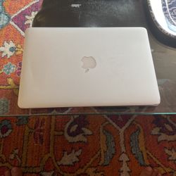 MacBook Air 13 Inch (Early 2014)
