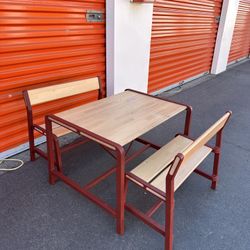 Kids Table And Chairs 