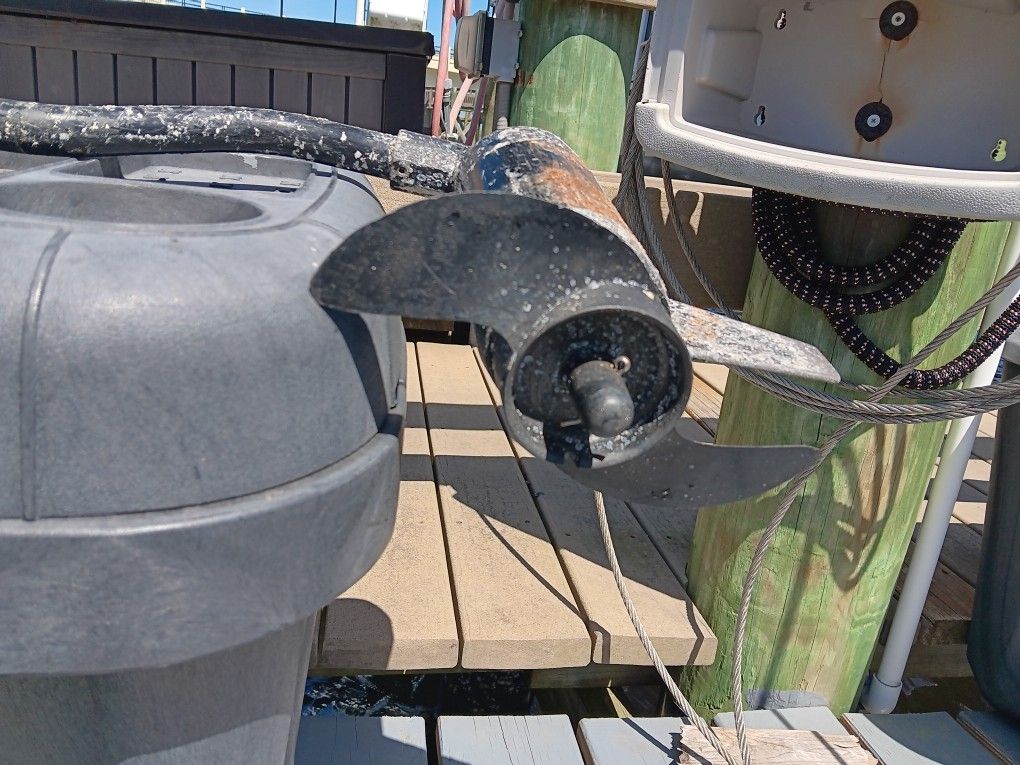 Evenrude Electric Trolling Motor