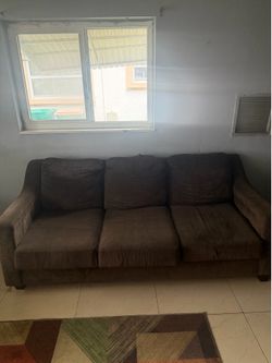 FREE COUCH!