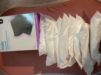 Rael Organic Postpartum Disposable Underwear & Frida Mom