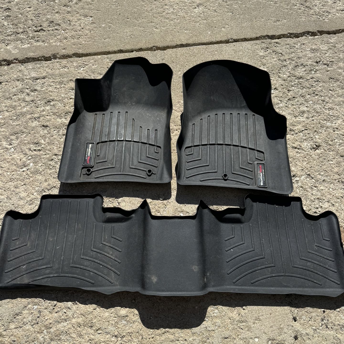 Used 11-13 Jeep Grand Cherokee WeatherTech Floor Mats