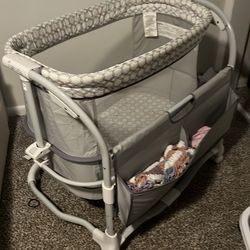 Ingenuity Bedside Baby Bassinet