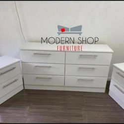DRESSER AND TWO NIGHSTANDS 