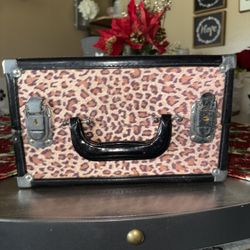 Make Me Over Train Case