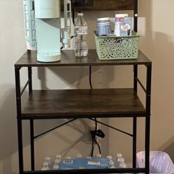 ✨Kitchen Baker's Rack w/ Power Outlet - $50 (Firm)