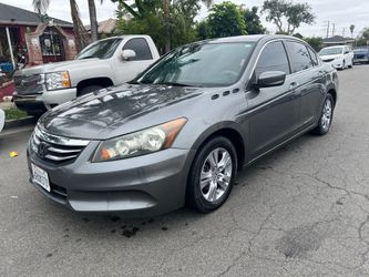 2011 HONDA ACCORD CLEAN TITLE V4