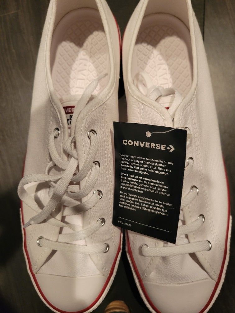 Women's White/Red/Blue Converse size 9- NEW