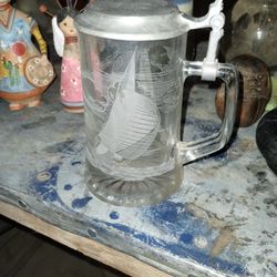 Alwe Glass Mug With Pewter Sailboat Design