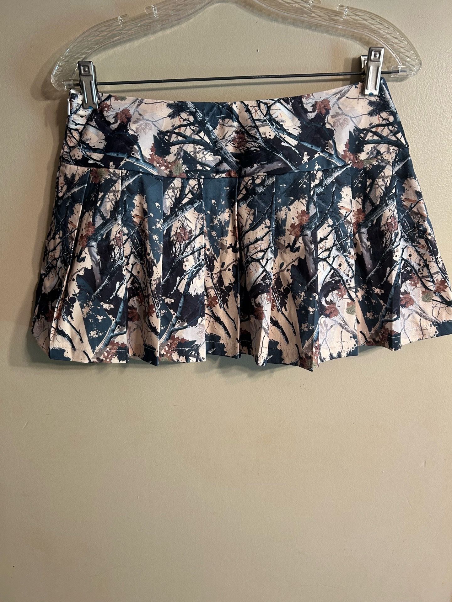Camo mini skirt
