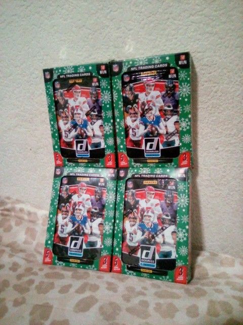 2025 Donruss Football Holiday Tin Lot $40