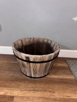 🌿 Rustic Solid Wood Barrel Planter
