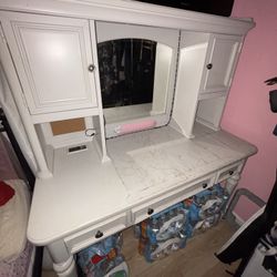 Vanity Desk