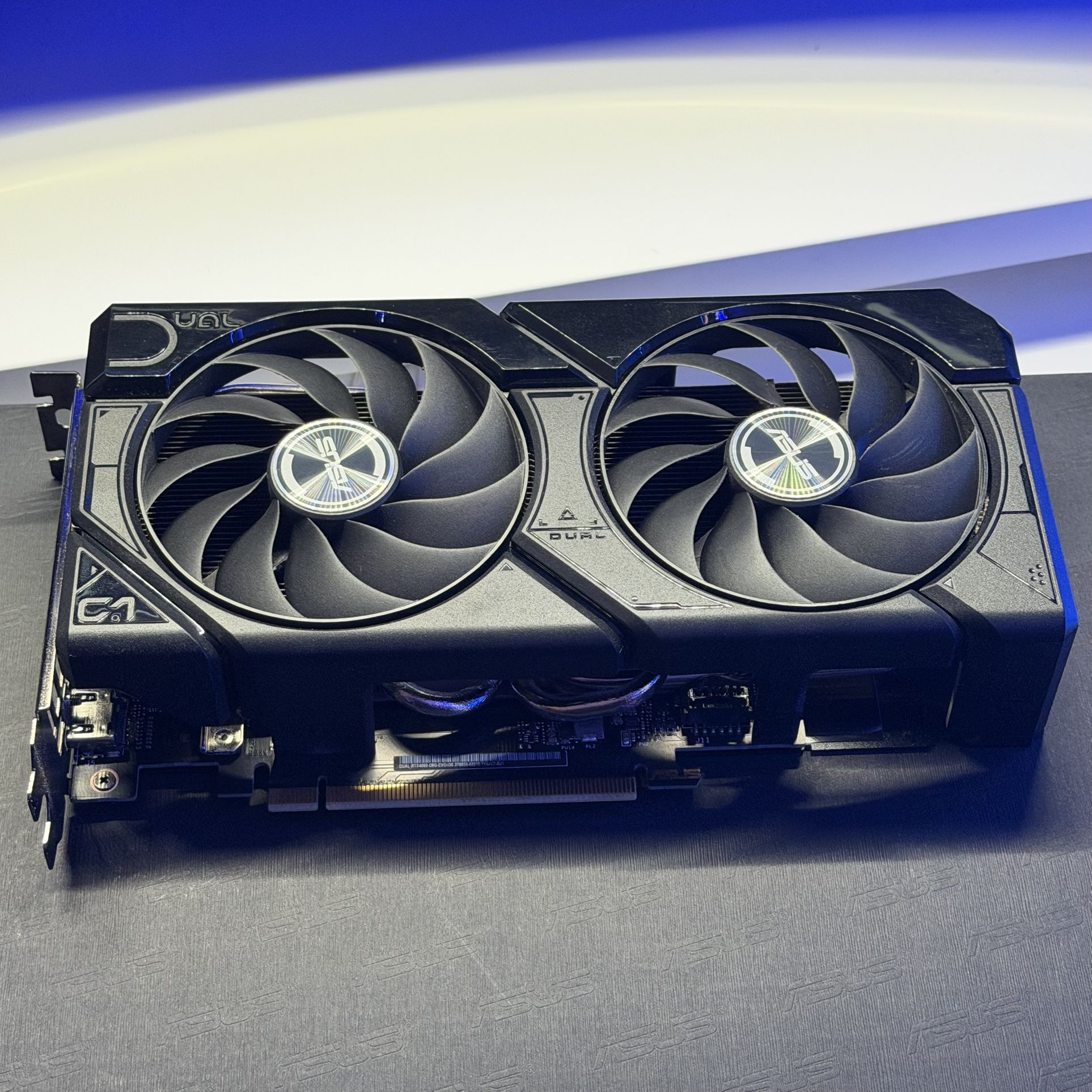 ASUS Dual EVO RTX 4060 8GB Gaming PC Desktop Computer GPU Graphics Card