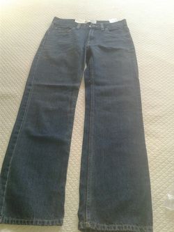 Pantalon NUEVO size 28/28 LEVIS 514