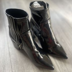New Size 6.5 Aldo Patent Black Boots 