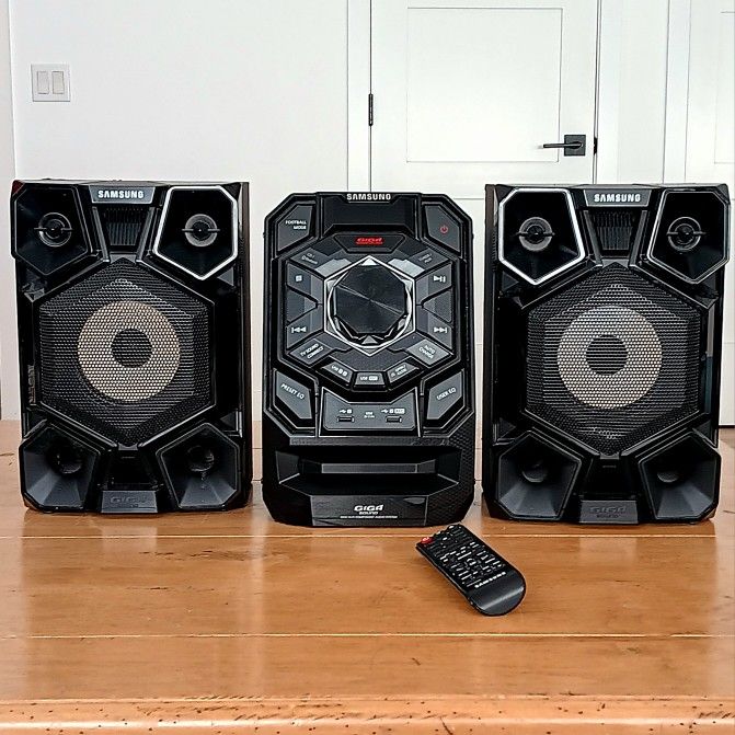 Samsung MX-J630 Giga Stereo with Remote